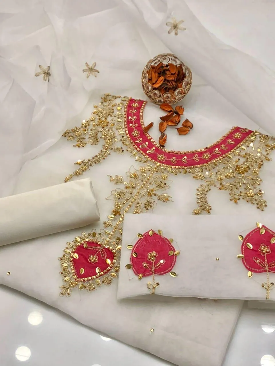 3 Pcs Women's Unstitched Hand Embroidered Suit