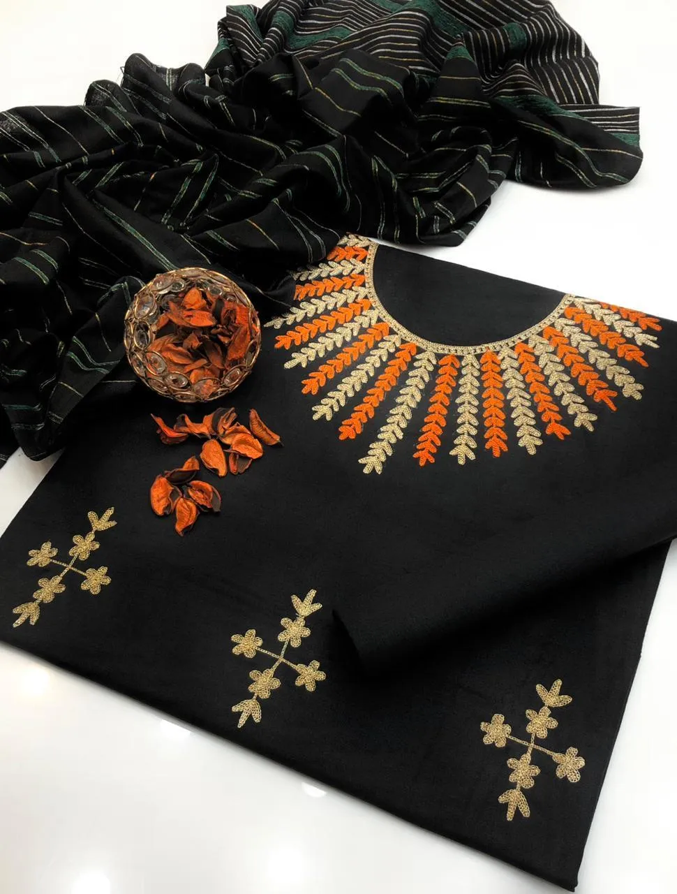 3 Pcs Women's Unstitched Hand Embroidered Suit