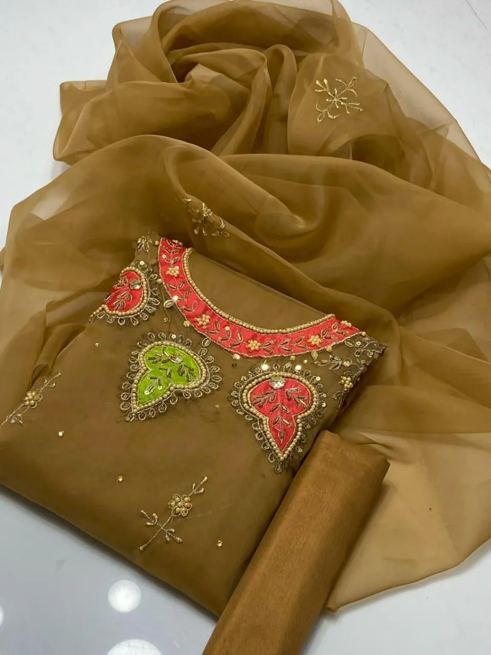 3 Pcs Women's Unstitched Hand Embroidered Suit