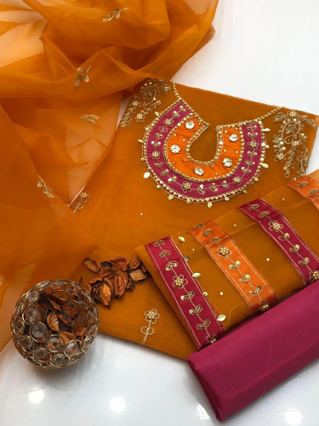 3 Pcs Women's Unstitched Hand Embroidered Suit