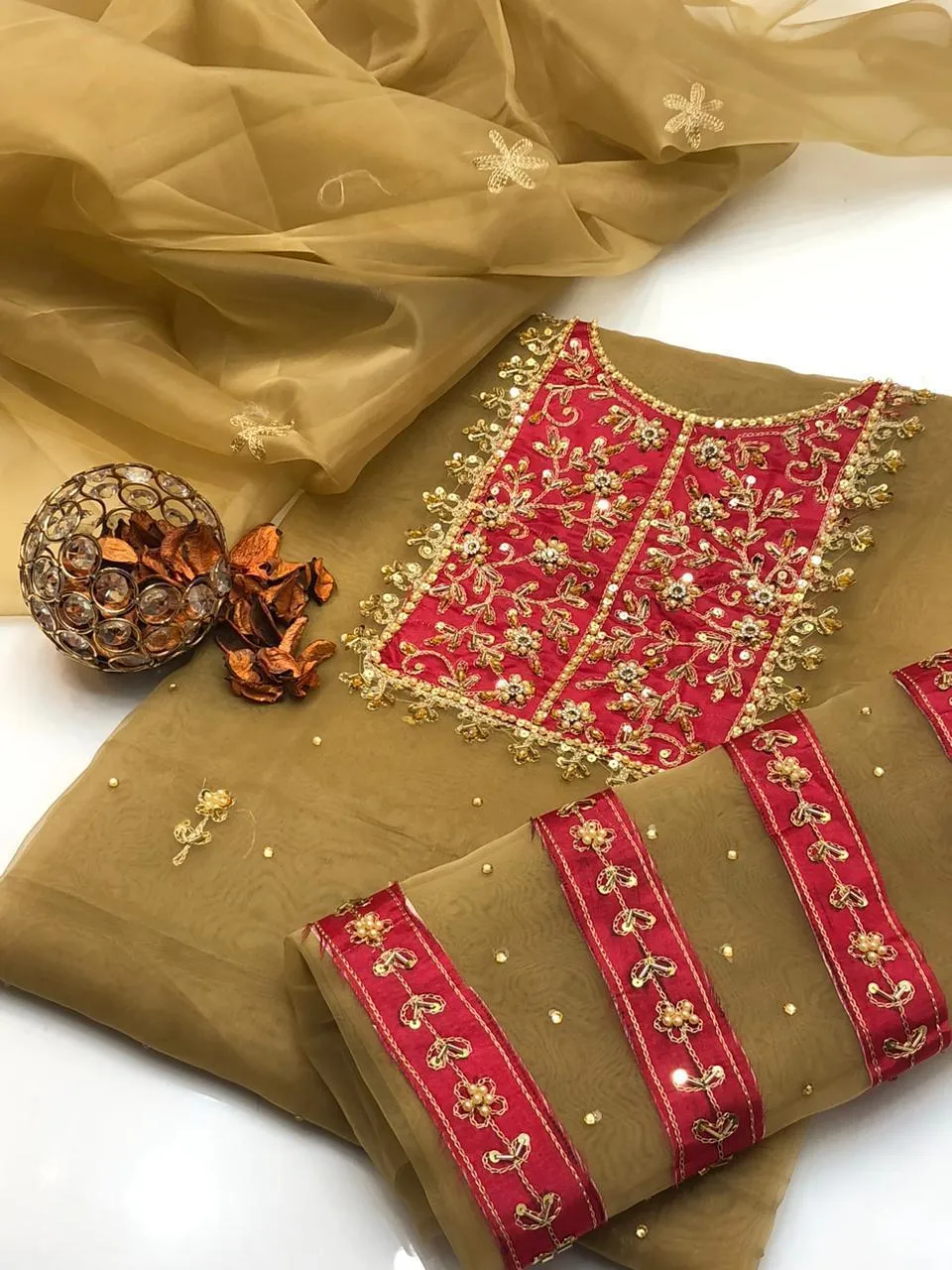 2 Pcs Women's Unstitched Hand Embroidered Suit