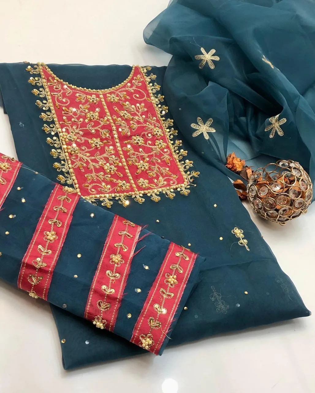 2 Pcs Women's Unstitched Hand Embroidered Suit