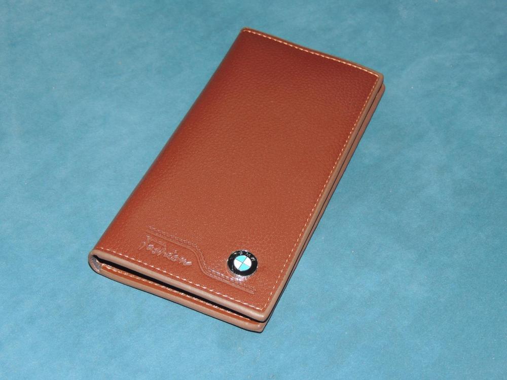 Men's Leather Plain Bi-Fold Wallet
