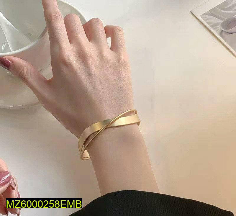 Zigzag Hand Bracelet Imported
