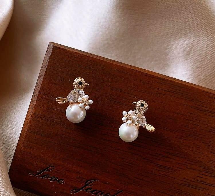 Square Black and Silver Tops