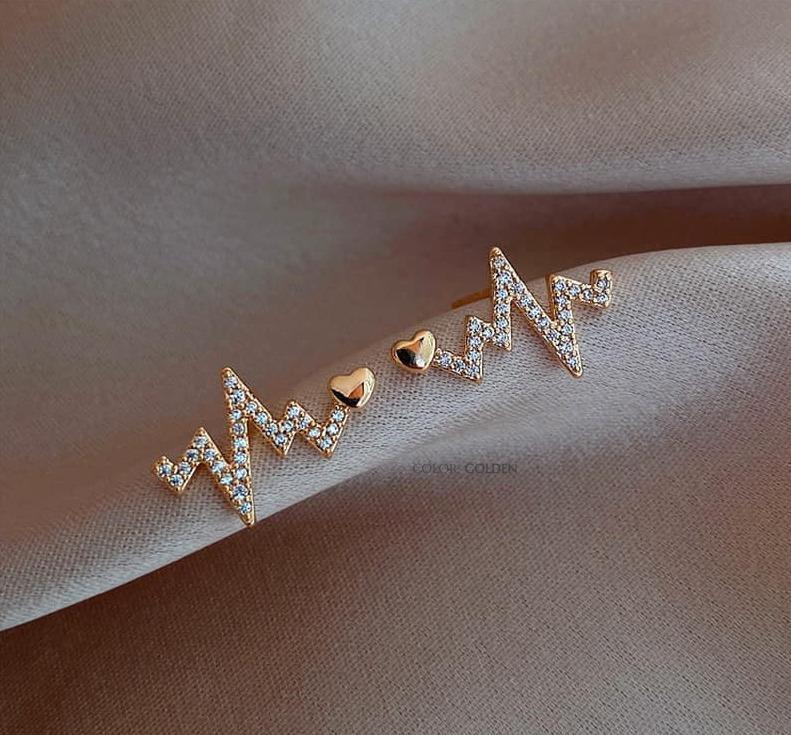 Beautiful Heartbeat Shaped  Tops 