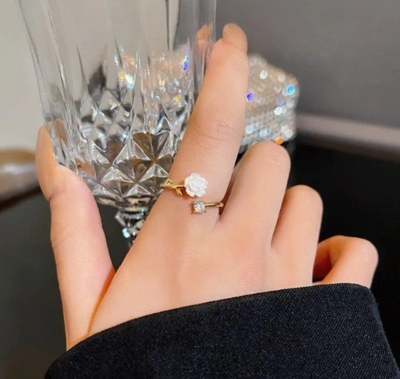 Flower Design Gold Plated Adjustable Ring