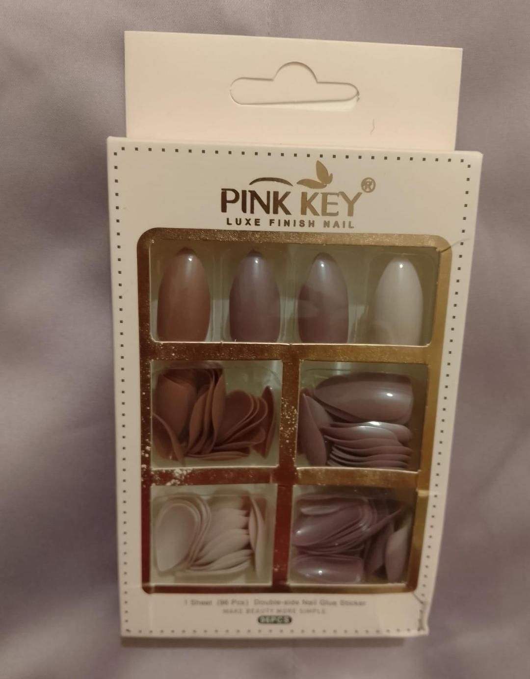 96 Pcs Nude Fake Nails