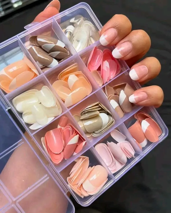 144 Pcs French Style Nails , Shades Of Nude, With Box