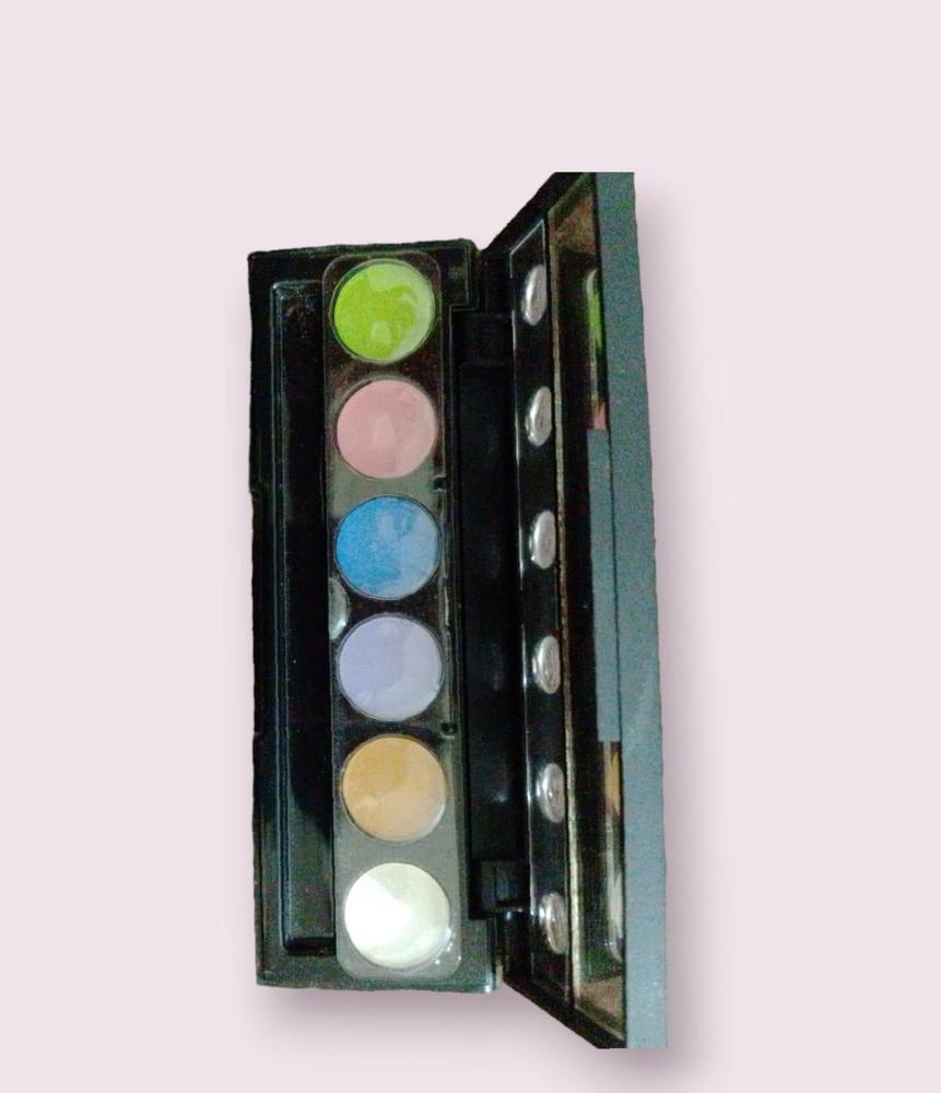 Pop Color Eyeshadow Palette