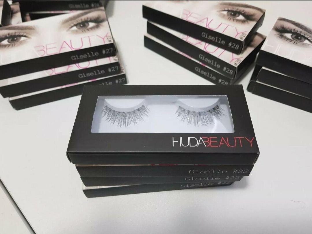 False Eyelashes For Hydrated and Comfortable Eyes - Pack Of 2