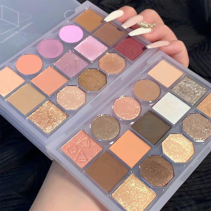 Matte And Glitter Eyeshadow Palette