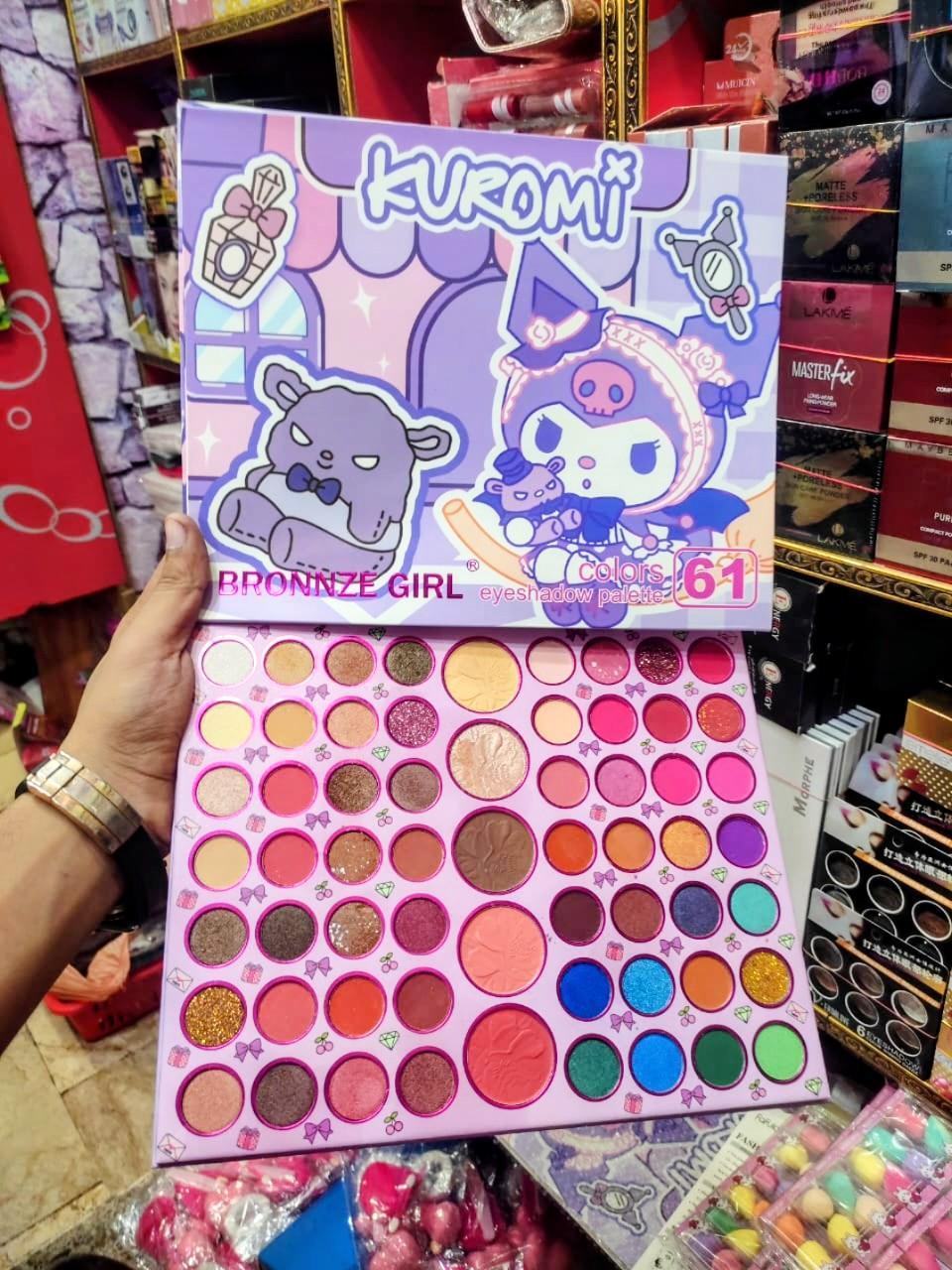 Matte And Glitter Eyeshadow Palette