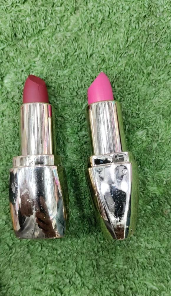 High Pigmented Glossy Lipstick