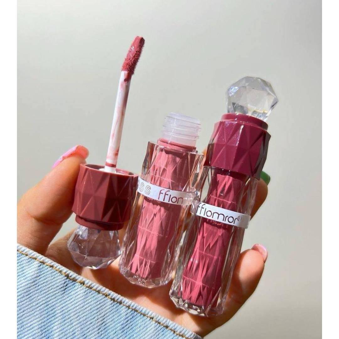 1 Pcs Sheer Finish Lipgloss 