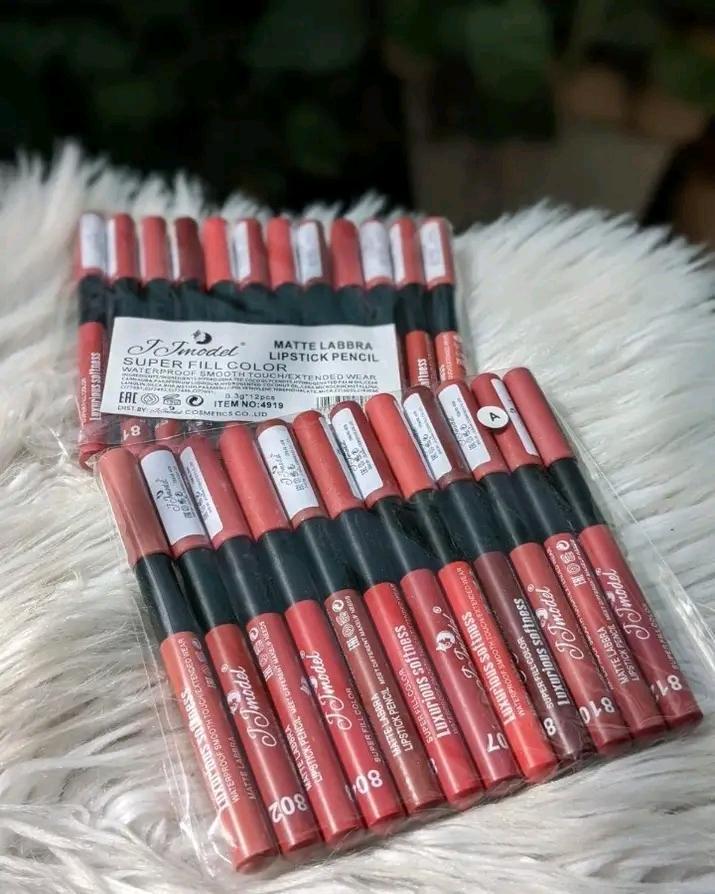 6 Pcs High Pigmented Velvet Matte Lip Pencils in Shades of Nude