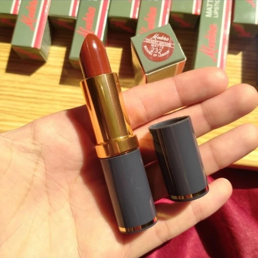 High Pigmented Multicolor Matte Finish Lipstick - 2 Pcs