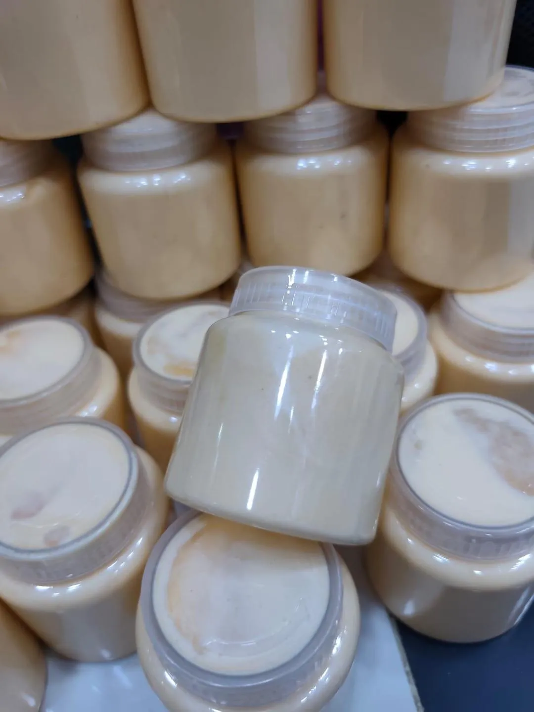 Whitening And Brightening Zafarani Cream, Buy 1 Get 1 Free