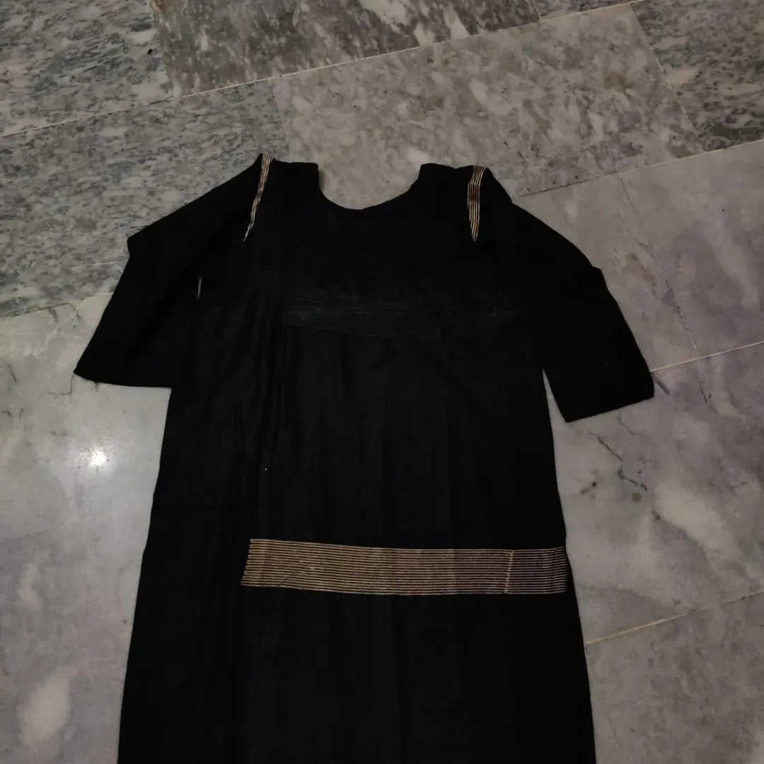 1 Pc Women's Stitched Arabic Lawn Embroidered Shirt