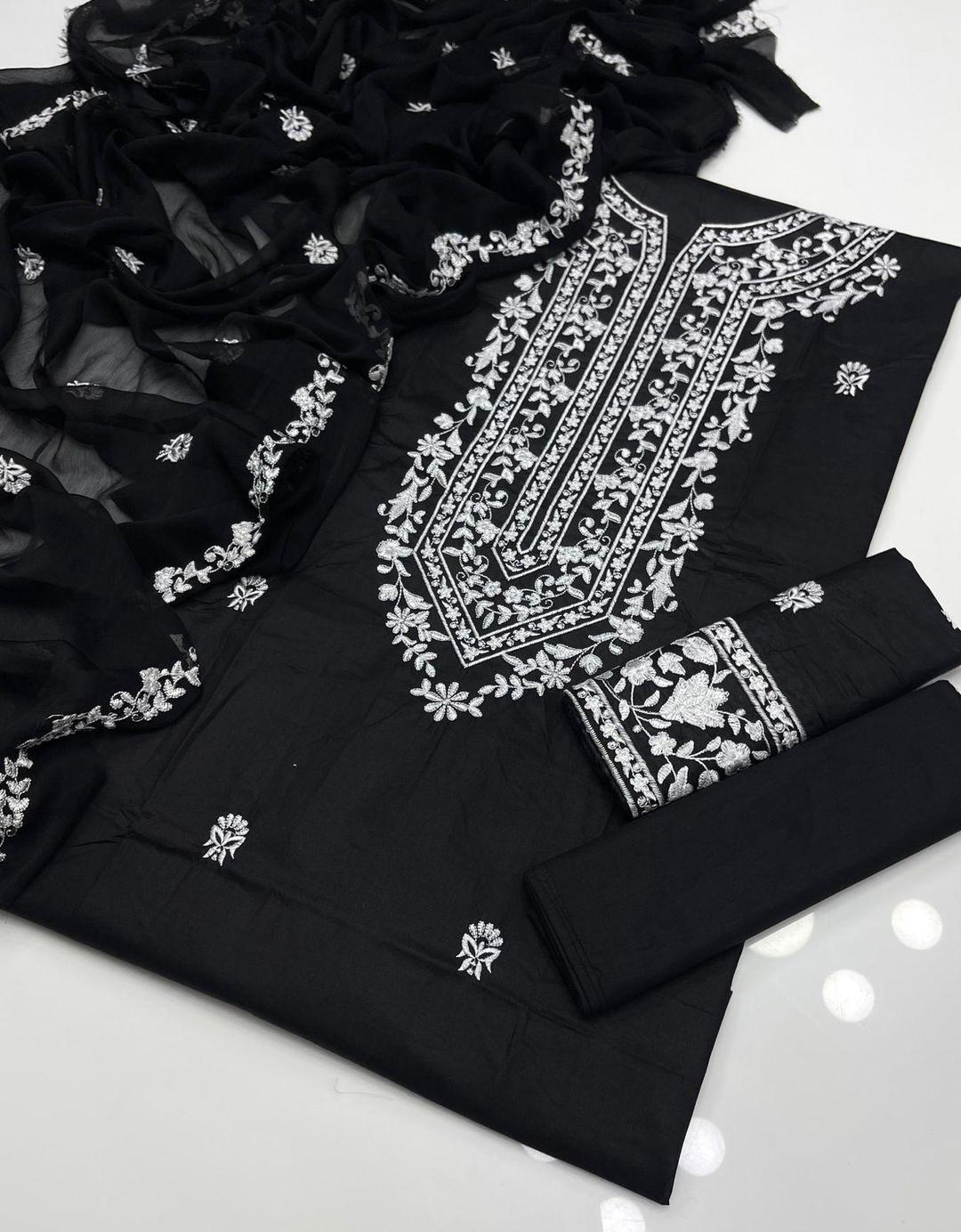 3 Pcs Women's Unstitched Embroidered Suit