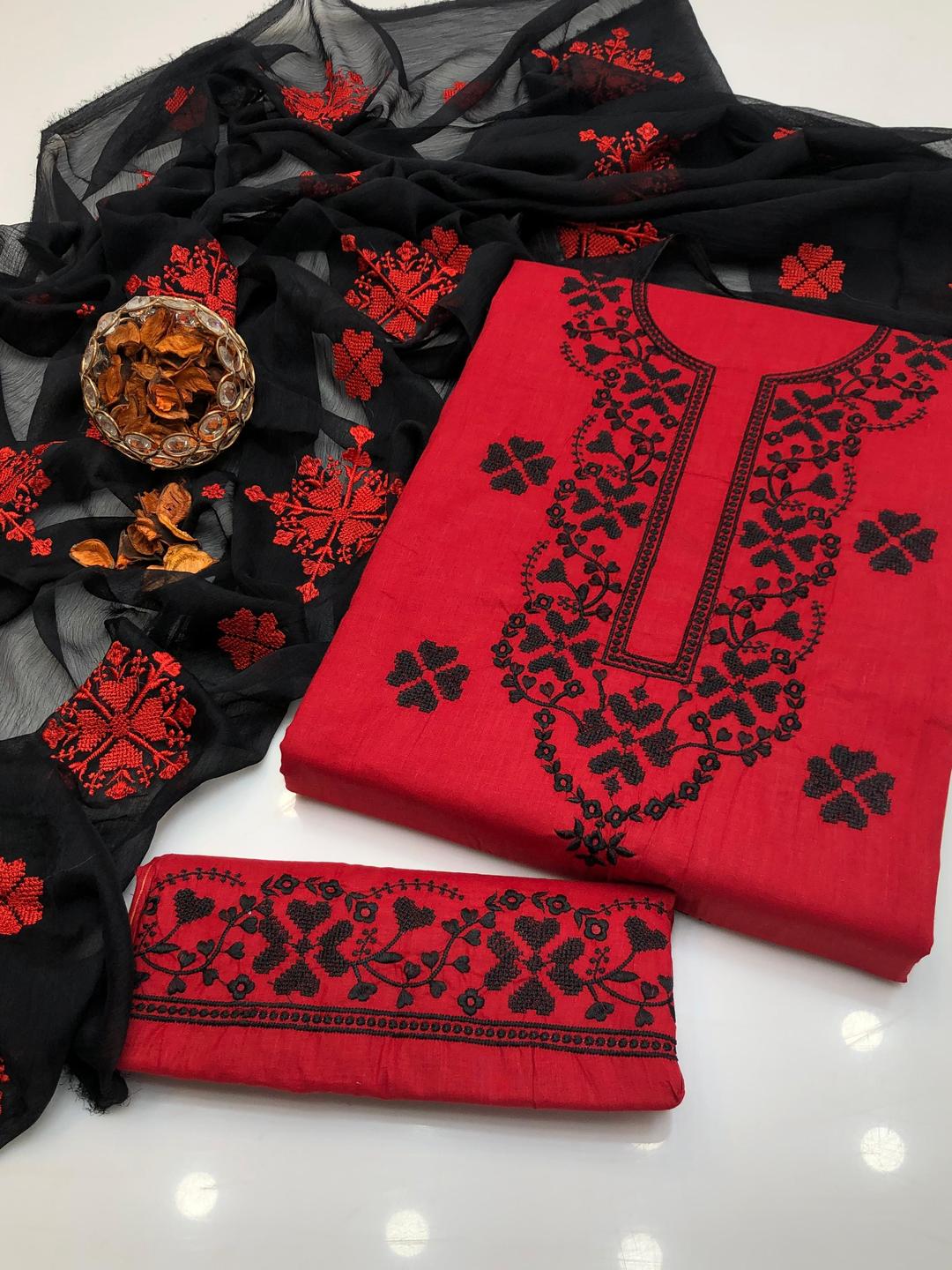 3 Pcs Women's Unstitched Embroidered Suit