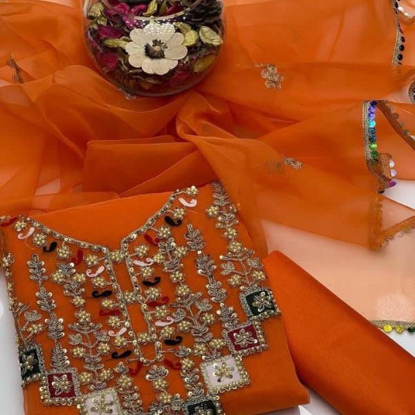 3 Pcs Women's Unstitched Embroidered Suit