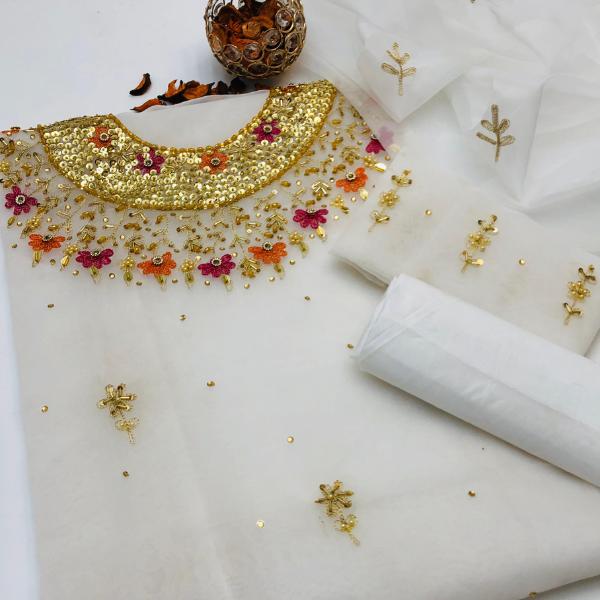 3 Pcs Women's Unstitched Embroidered Suit