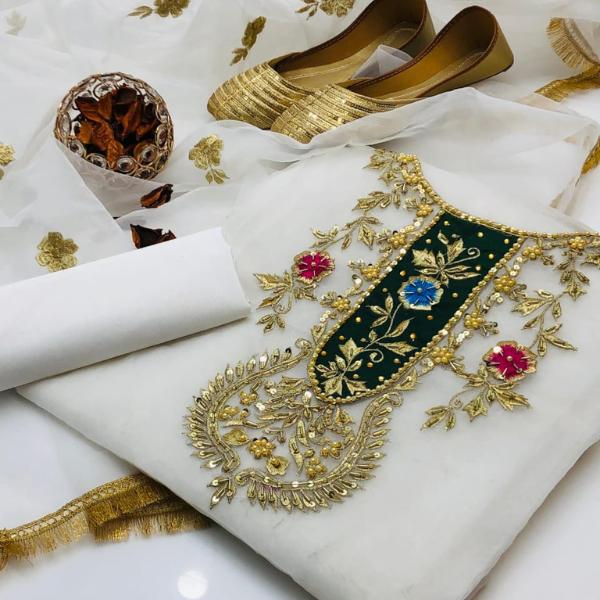 3 Pcs Women's Unstitched Embroidered Suit