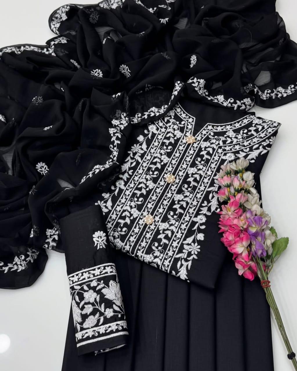 3 Pcs Women's Unstitched Embroidered Suit