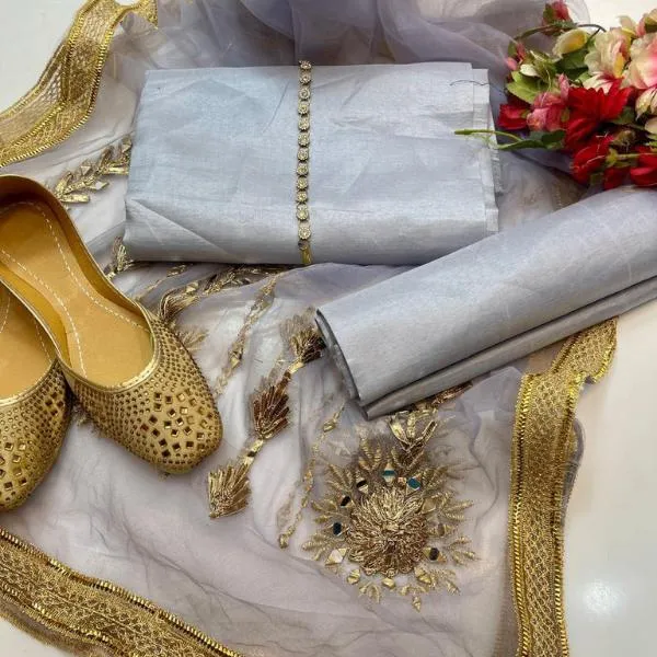 3 Pcs Women's Unstitched Plain Suit