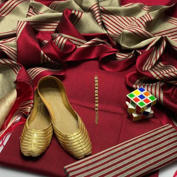 3 Pcs Women's Unstitched Plain Suit