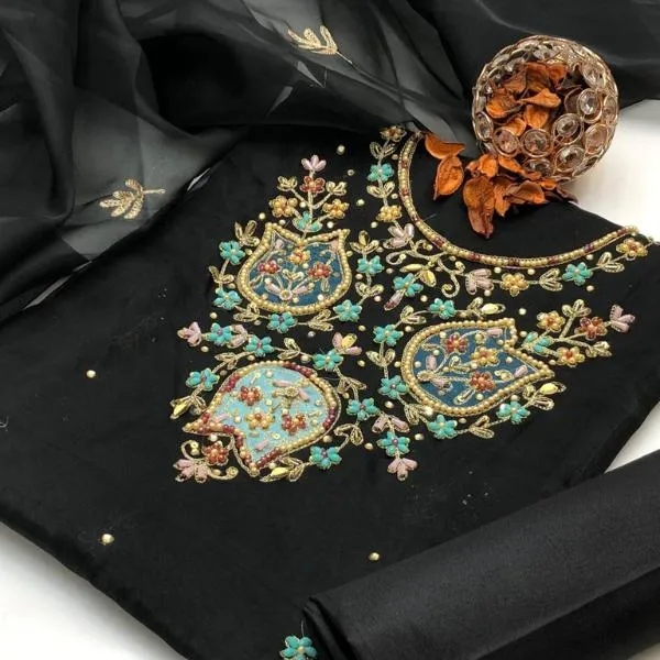 3 Pcs Women's Unstitched Embroidered Suit