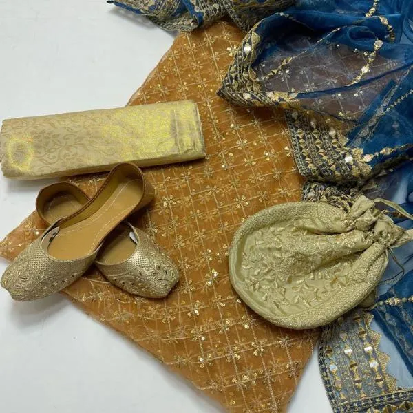 3 Pcs Women's Unstitched Embroidered Suit