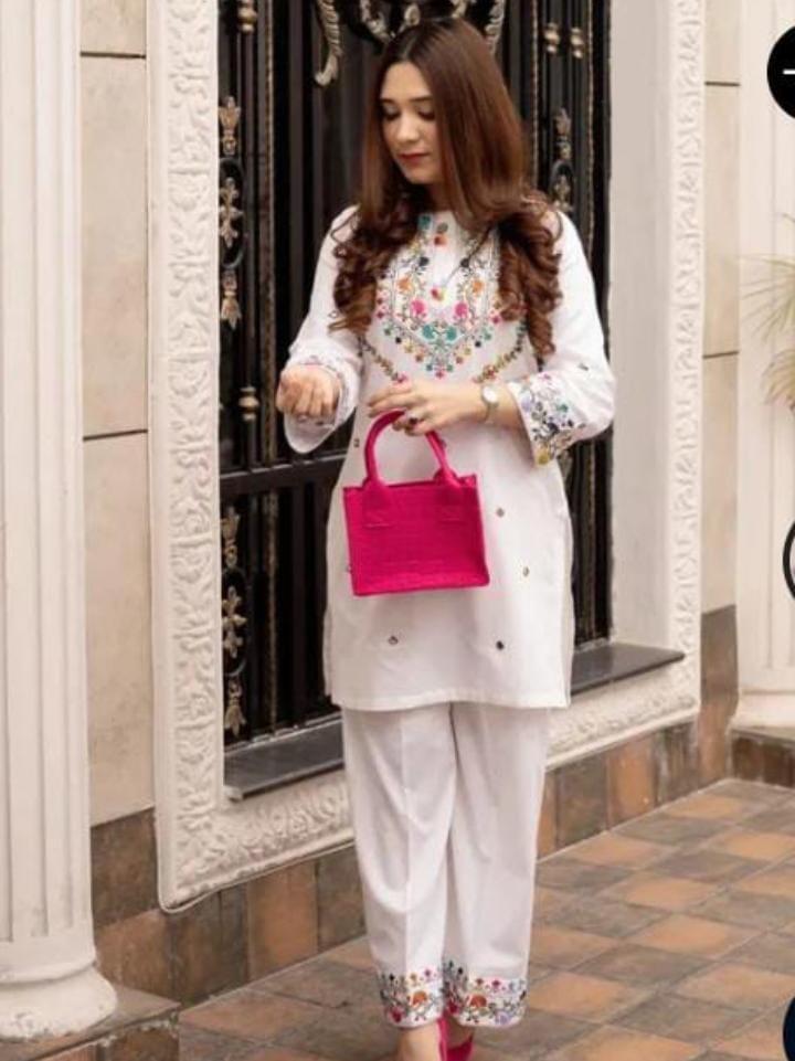 Chic Women's Stitched Outfit: Embroidered Shirt And Trouser Set - 2 Pcs