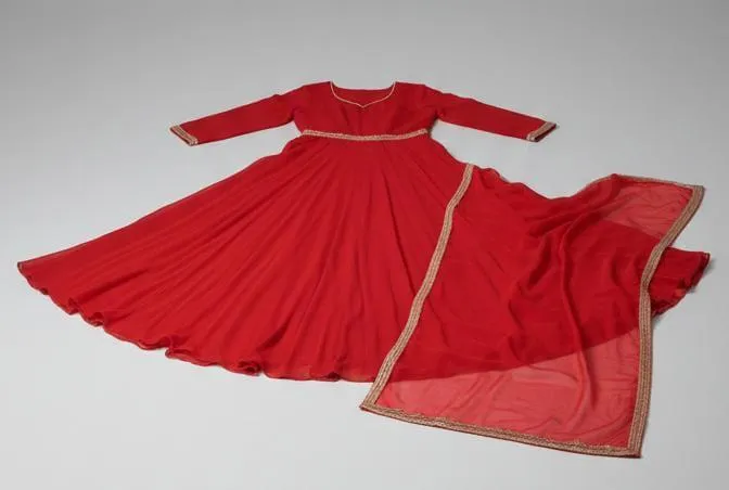 3 Pcs Women's Chiffon Plain Maxi Suit with Dupatta and Trouser - Stylish Red Ensemble