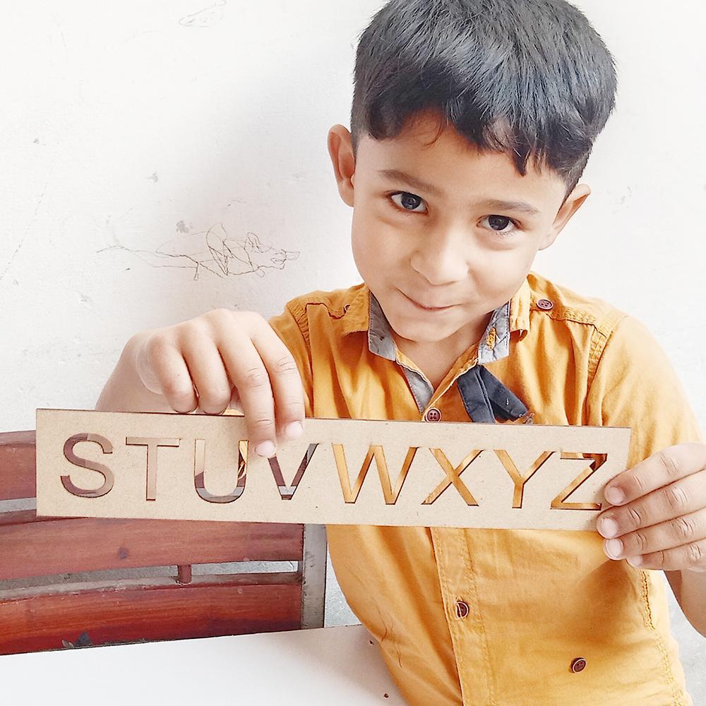 English Alphabets, Urdu Haroof e Tahaji and Counting Tracing set