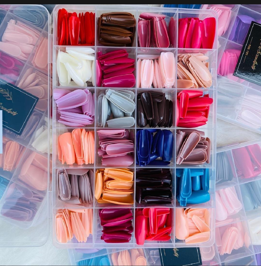 Multicolor Fake Nails - 576 Pcs of Endless Creativity for Stunning Nail Art
