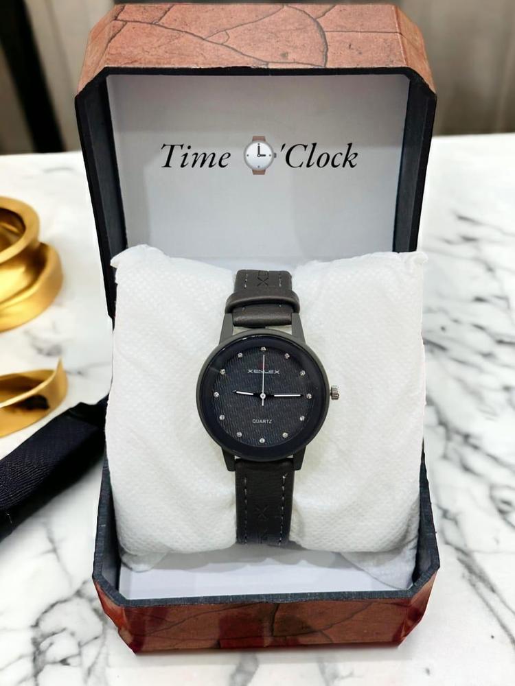 Women's Leather Analogue Watch