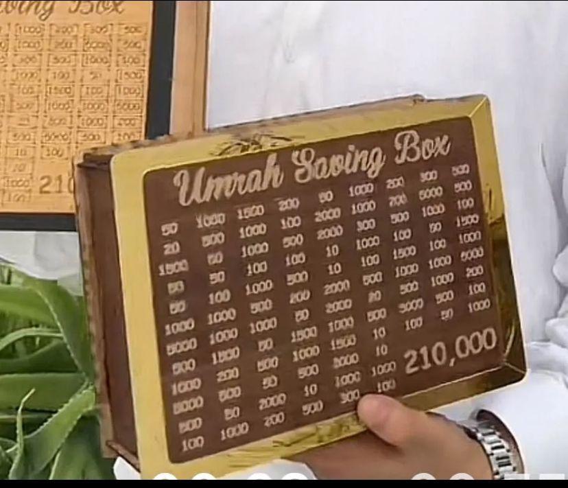 1 x Wooden Umrah Saving Box - Perfect for Your Sacred Savings