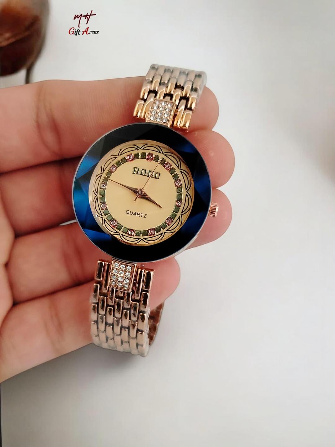 Women's Quartz Water Resistant Watch with Chain Strap - 1 Pc