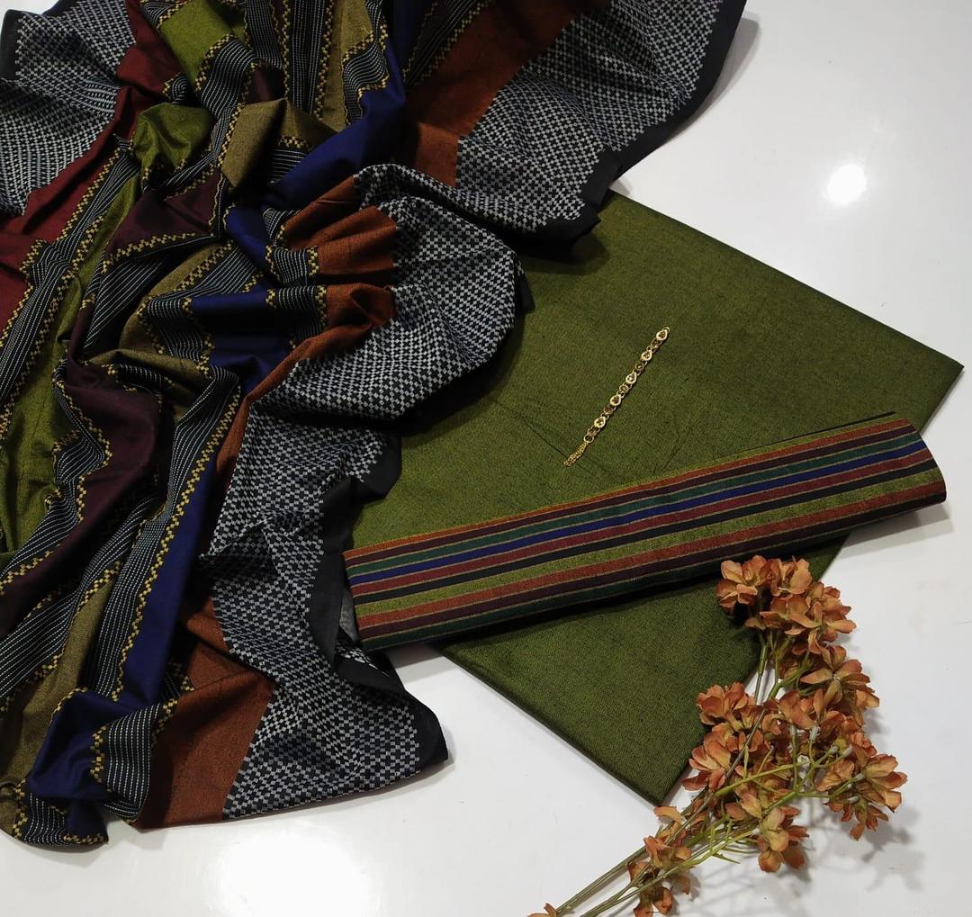 3 Pcs Women's Unstitched Sussi Plain Suit