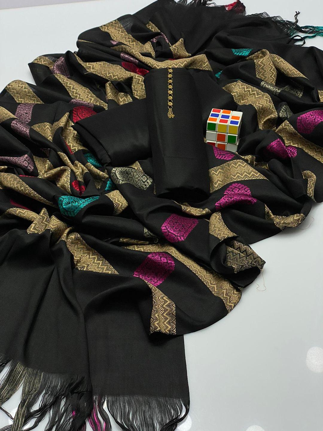 3 Pcs Women's Unstitched Sussi Plain Suit