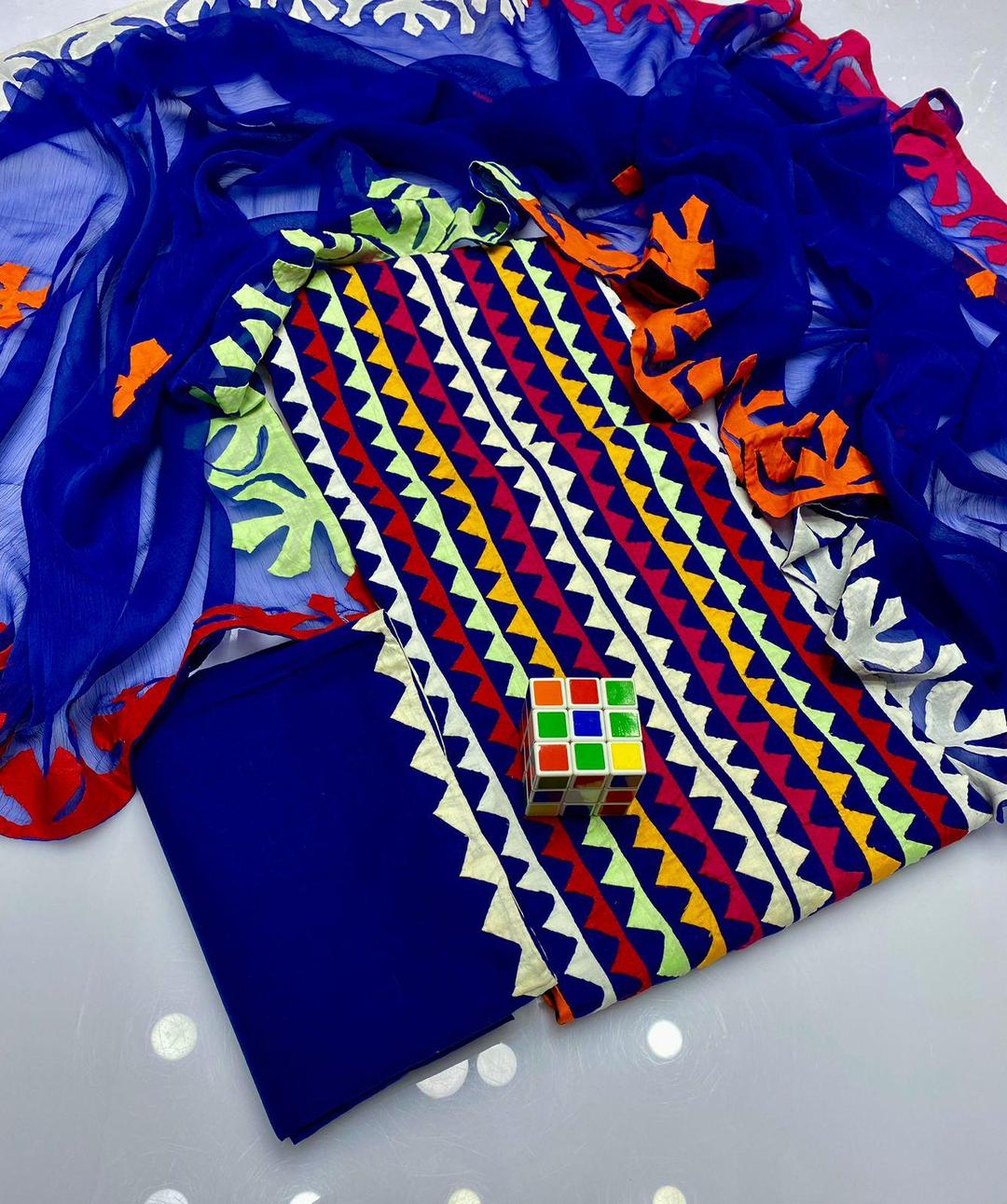 3 Pcs Women's Unstitched Lawn Applique Suit