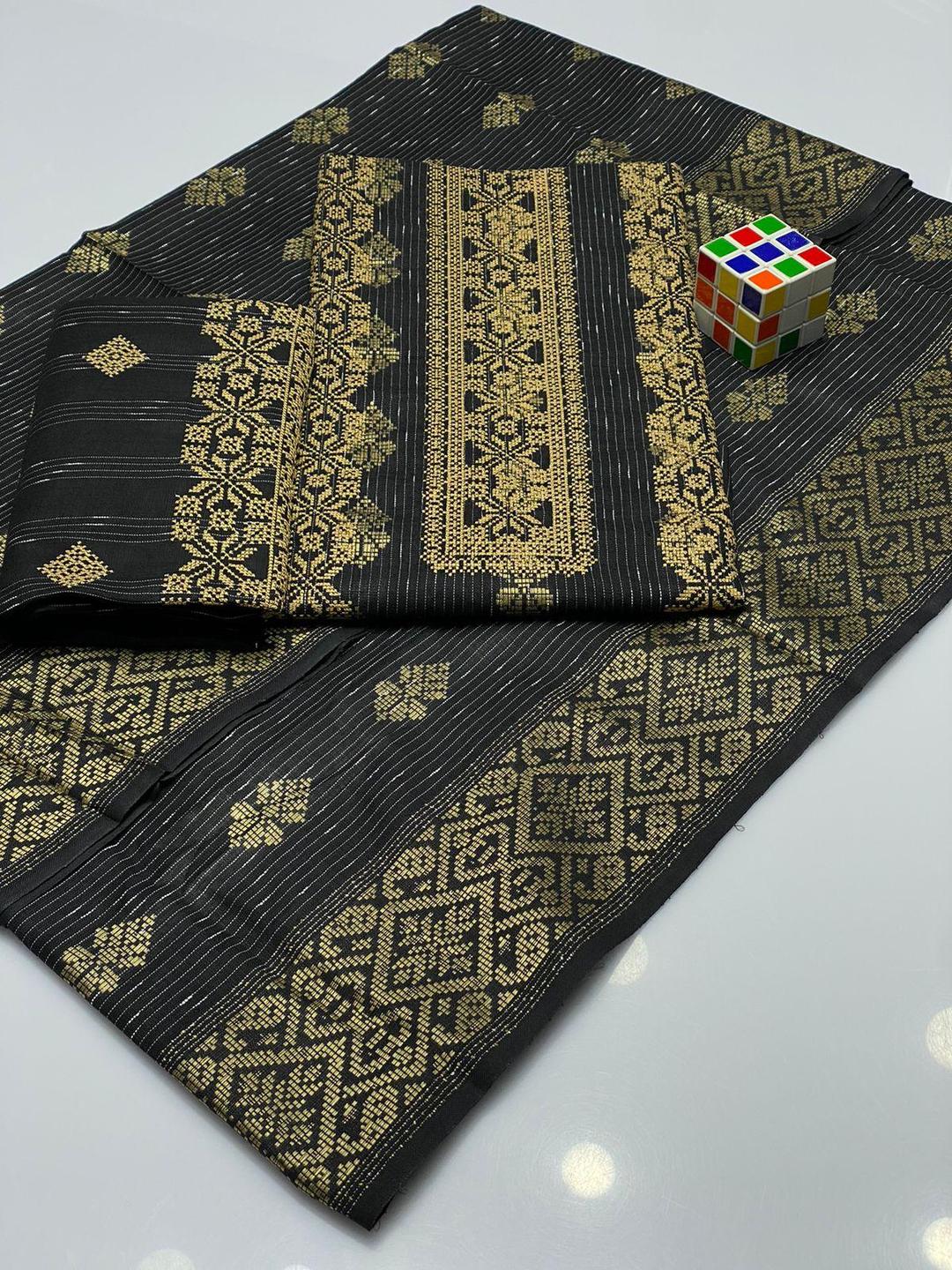 3 Pcs Women's Unstitched Khaddar Embroidered Suit