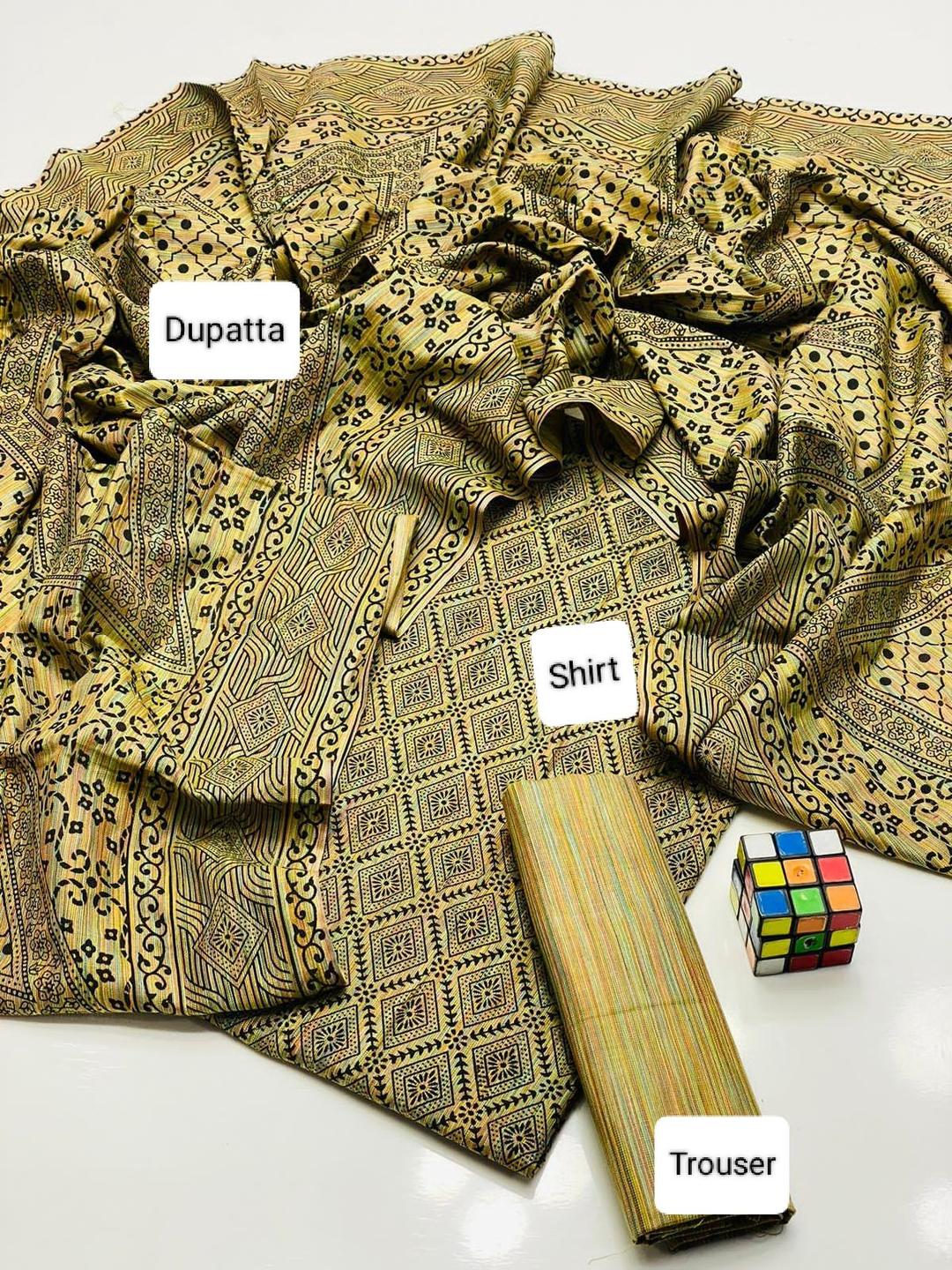 3 Pcs Women's Unstitched Khaddar 3-D Block Printed Suit