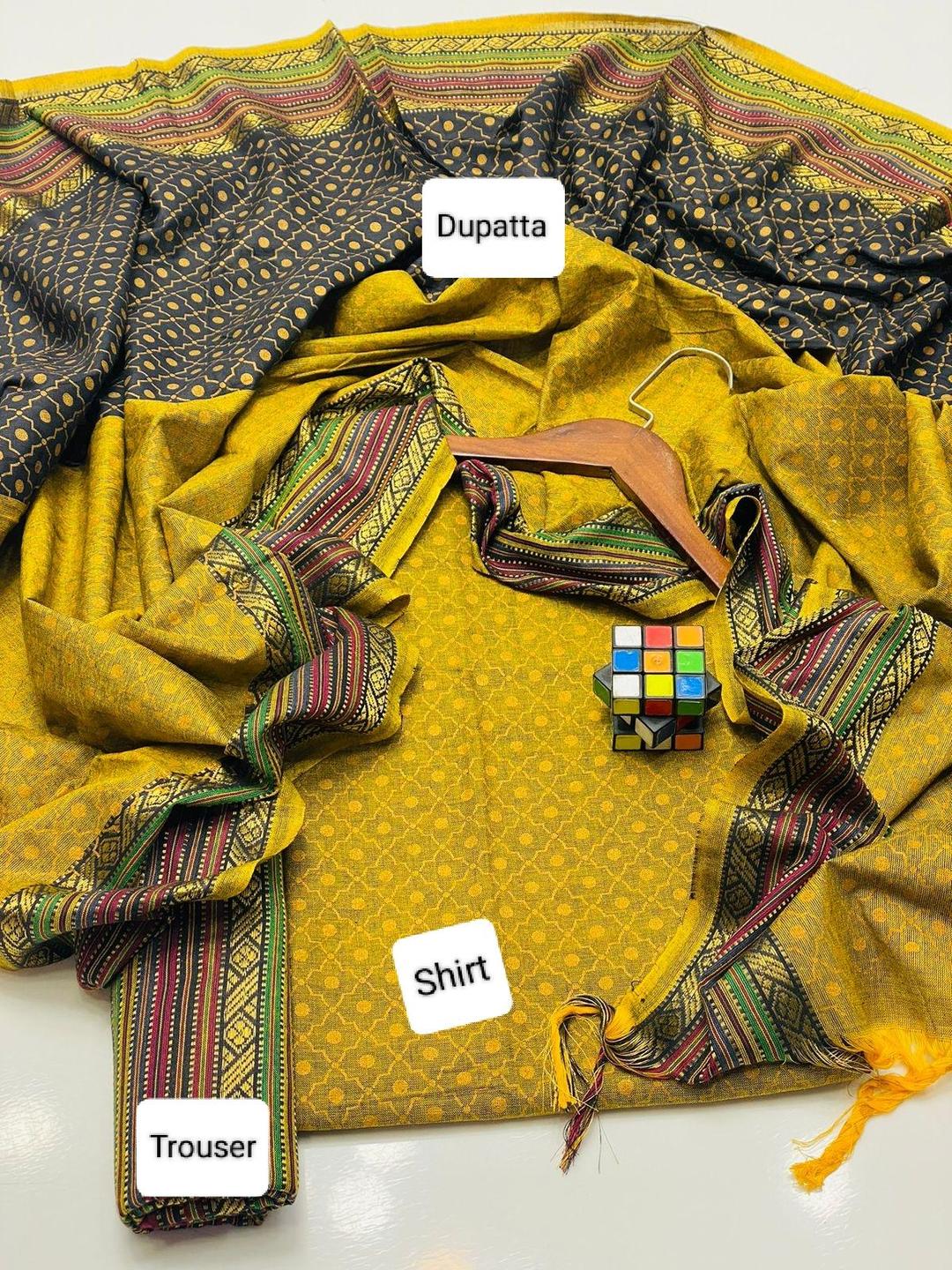 3 Pcs Women's Unstitched Khaddar 3-D Block Printed Suit