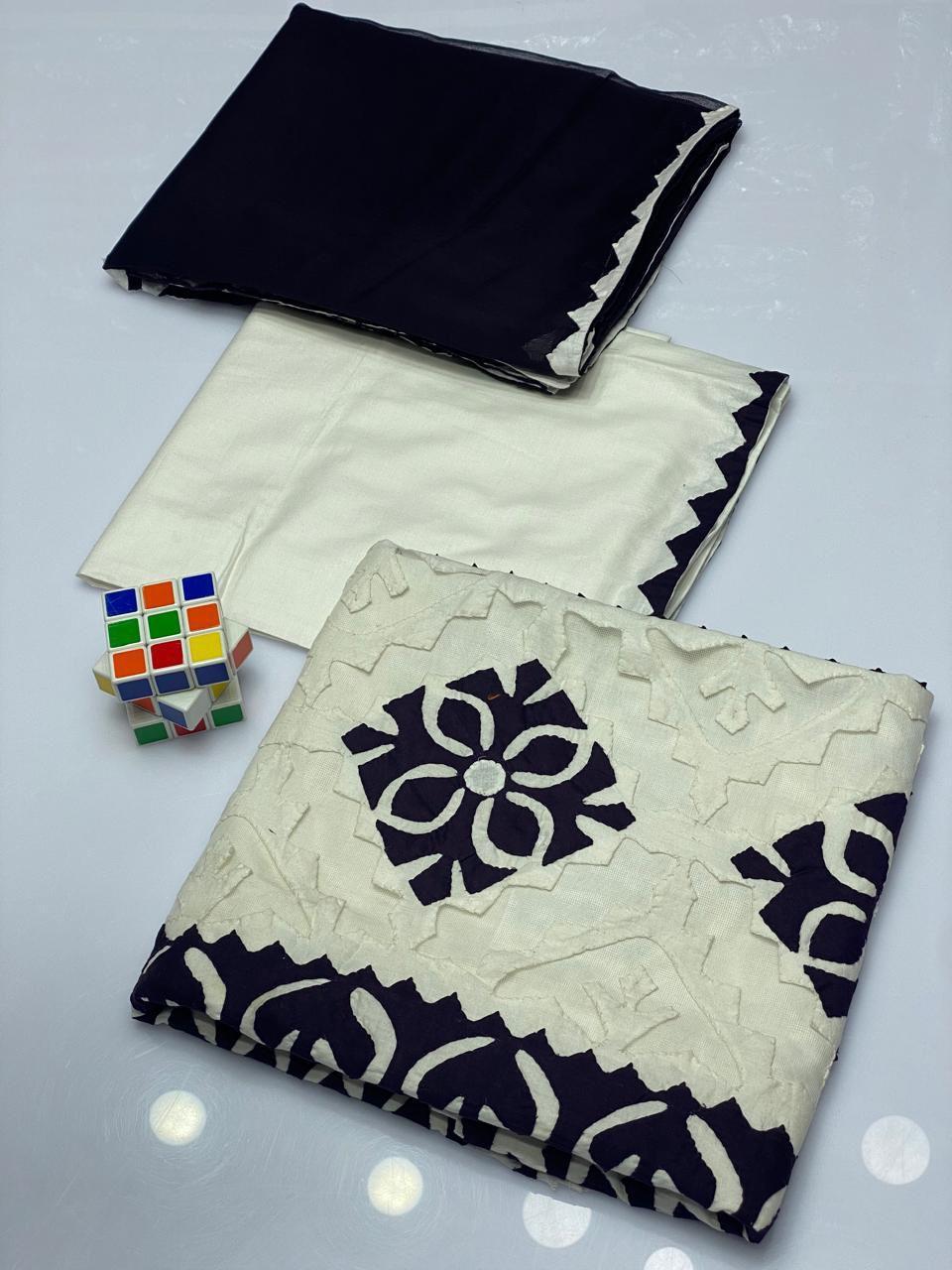 3 Pcs Women's Unstitched Lawn Applique Suit