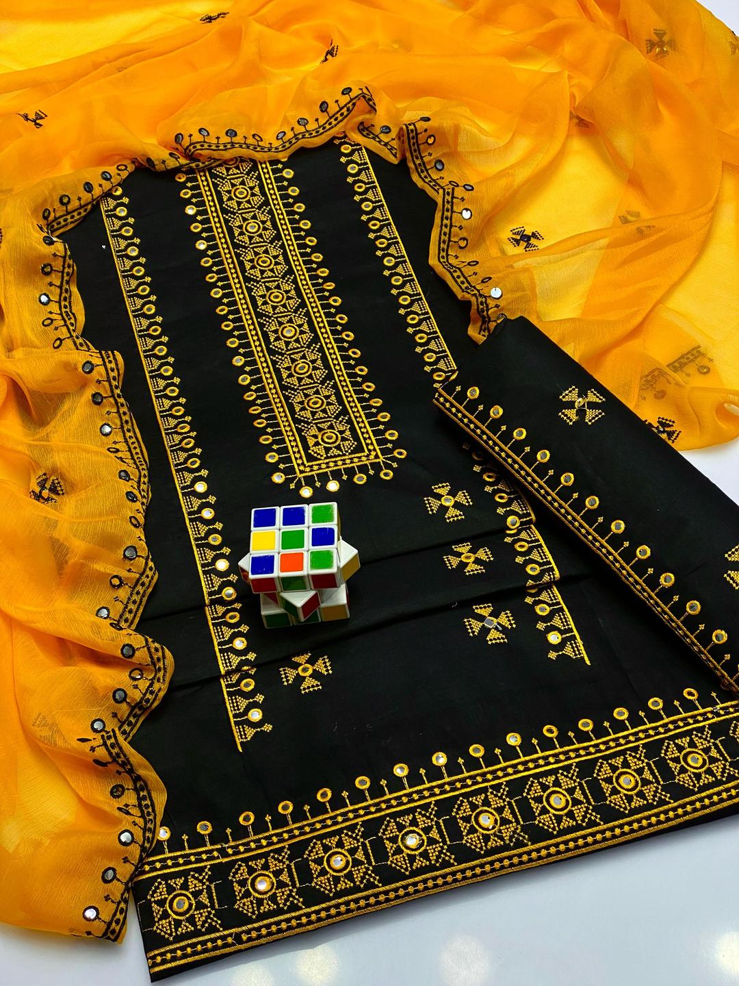 3 Pcs Women's Unstitched Embroidered Suit