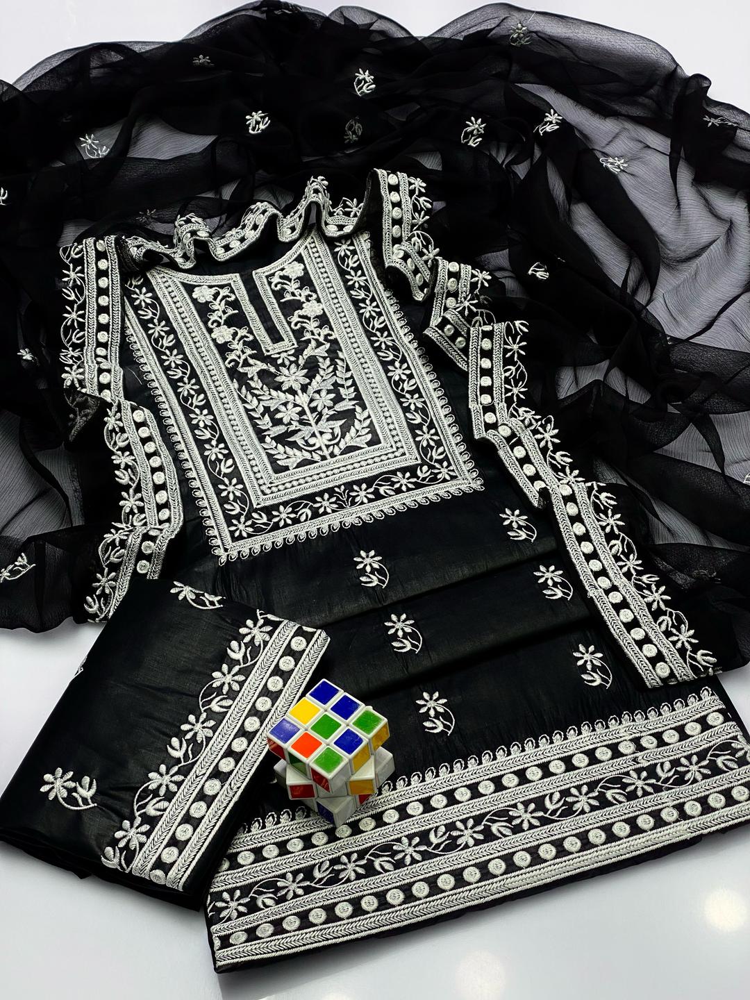 3 Pcs Women's Unstitched Embroidered Suit