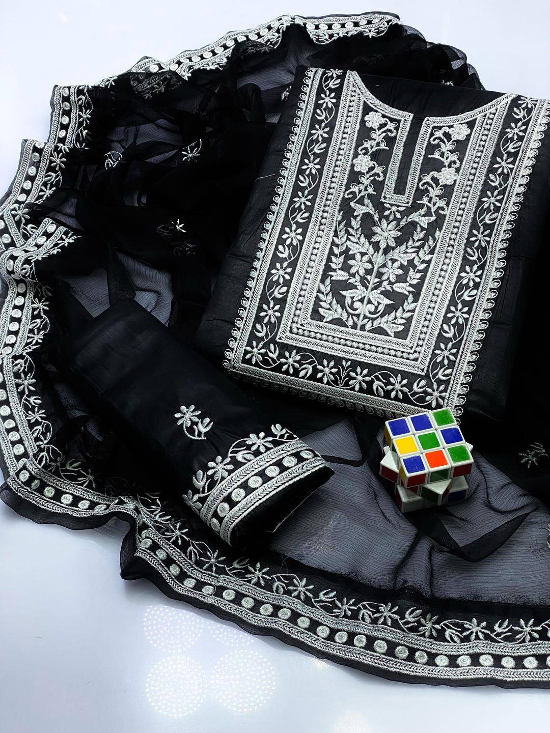 3 Pcs Women's Unstitched Embroidered Suit